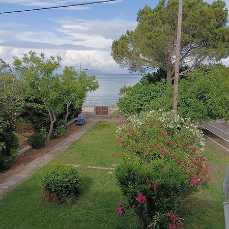 Nea Zoi Villa Moraḯtika Buitenkant foto